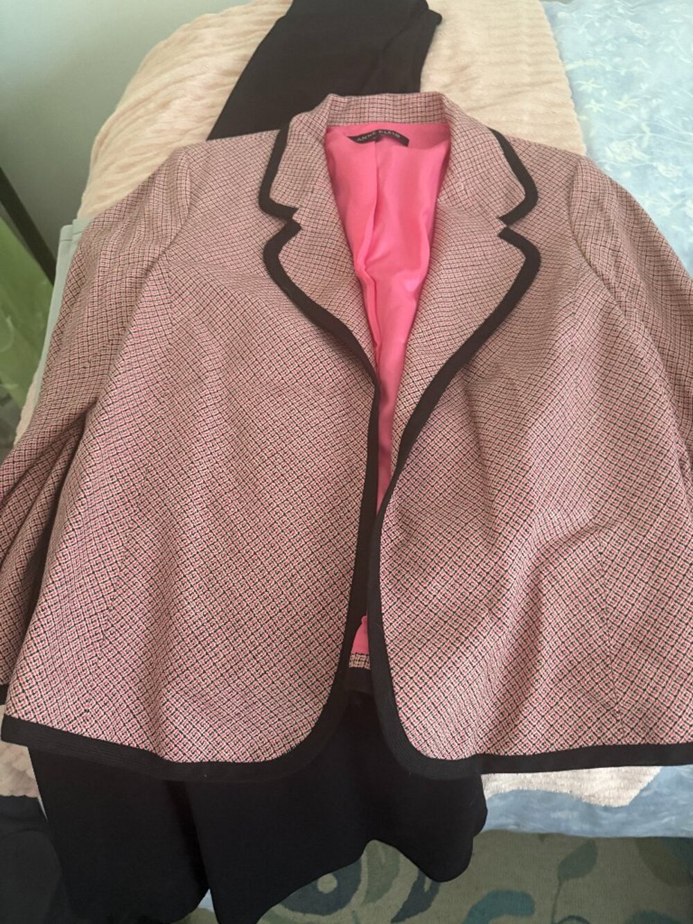 Lot of four 18W Women's Clothing - Great for Fall!